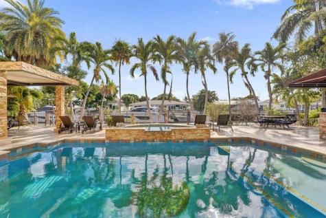 2340 NE 47th Street Lighthouse Point FL 33064