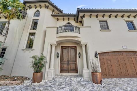 2340 NE 47th Street Lighthouse Point FL 33064