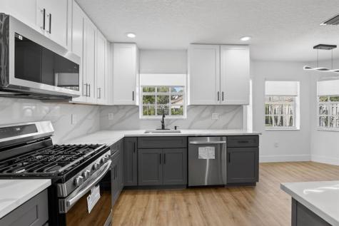 2351 nw 138 Drive Sunrise FL 33323