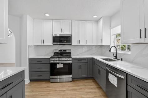 2351 nw 138 Drive Sunrise FL 33323