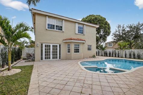 2351 nw 138 Drive Sunrise FL 33323