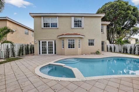2351 nw 138 Drive Sunrise FL 33323