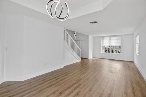 2351 nw 138 Drive Sunrise FL 33323