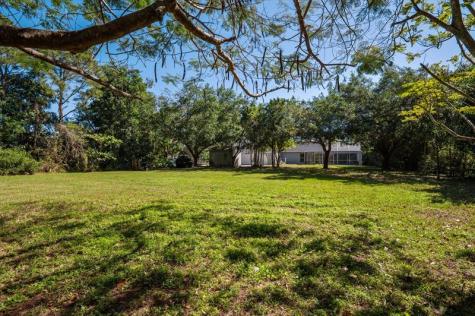 12100 NW 27th Court Plantation FL 33323