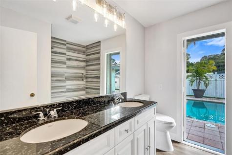 2052 SW 28th Way Fort Lauderdale FL 33312