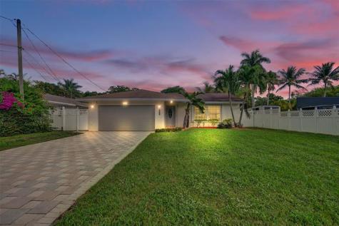 2052 SW 28th Way Fort Lauderdale FL 33312