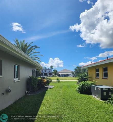 5325 Cocoa Court Cape Coral FL 33904