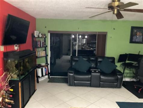 4770 NW 85th Avenue Lauderhill FL 33351