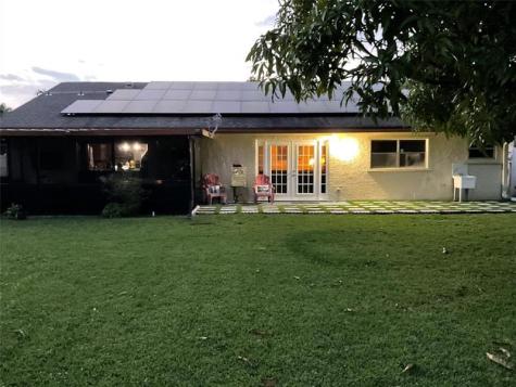4770 NW 85th Avenue Lauderhill FL 33351