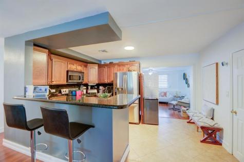 6500 SW 16th Court North Lauderdale FL 33068