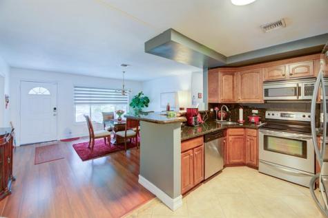 6500 SW 16th Court North Lauderdale FL 33068