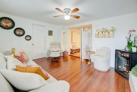 6500 SW 16th Court North Lauderdale FL 33068