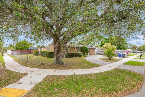 6500 SW 16th Court North Lauderdale FL 33068
