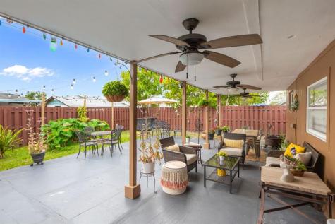 6500 SW 16th Court North Lauderdale FL 33068