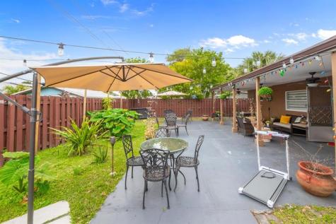 6500 SW 16th Court North Lauderdale FL 33068