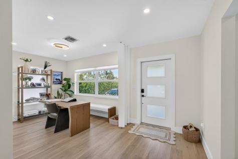 520 36TH Street West Palm Beach FL 33407