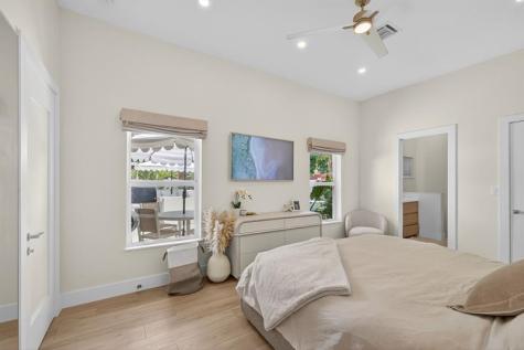 520 36TH Street West Palm Beach FL 33407