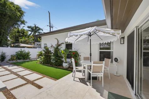520 36TH Street West Palm Beach FL 33407
