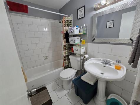 413 SW 73rd Avenue North Lauderdale FL 33068