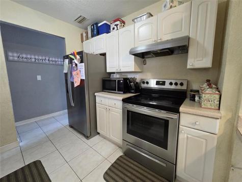 413 SW 73rd Avenue North Lauderdale FL 33068