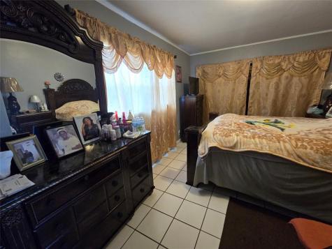 413 SW 73rd Avenue North Lauderdale FL 33068