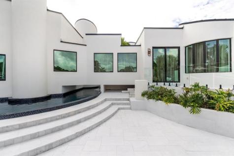 2651 NE 22nd Court Pompano Beach FL 33062