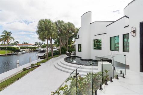 2651 NE 22nd Court Pompano Beach FL 33062