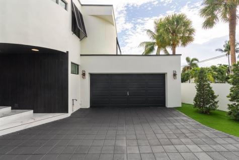 2651 NE 22nd Court Pompano Beach FL 33062