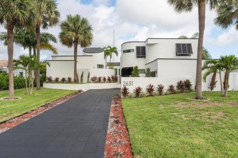 2651 NE 22nd Court Pompano Beach FL 33062