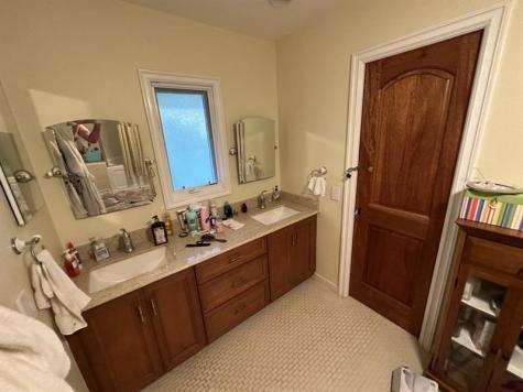 418 Alamanda Drive Hallandale Beach FL 33009