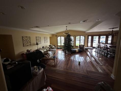 418 Alamanda Drive Hallandale Beach FL 33009