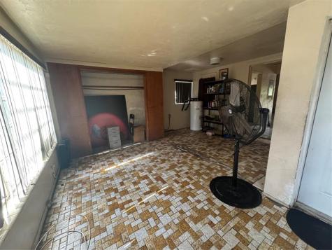 1300 NW 42nd Street Miami FL 33142