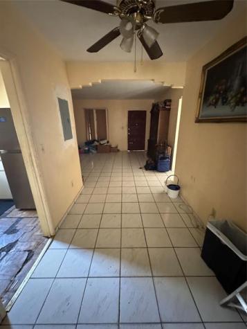 1300 NW 42nd Street Miami FL 33142