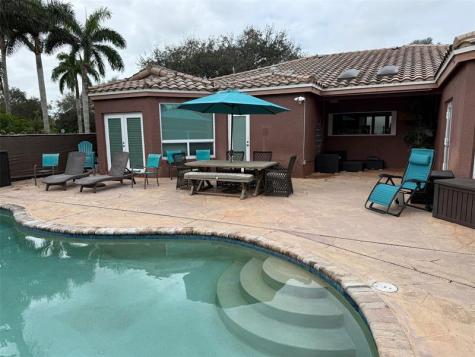 3290 SW 131st Terrace Davie FL 33330