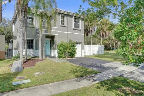 11567 N Open Court Cooper City FL 33026
