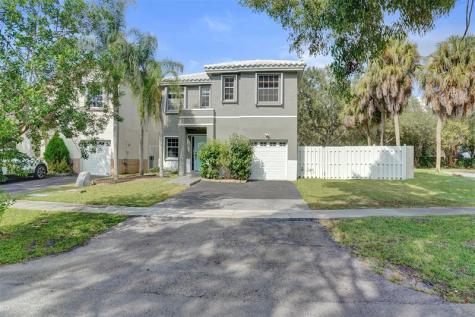 11567 N Open Court Cooper City FL 33026