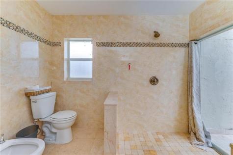 4000 N 41st Court Hollywood FL 33021