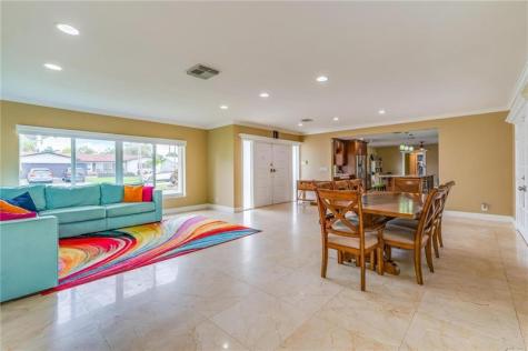 4000 N 41st Court Hollywood FL 33021