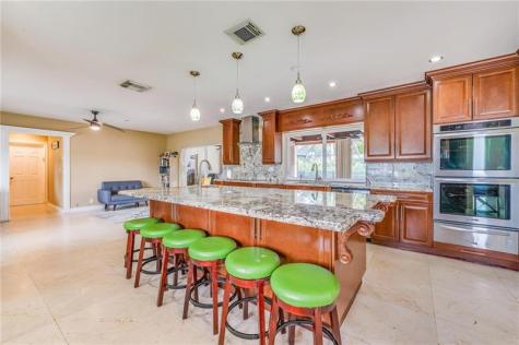 4000 N 41st Court Hollywood FL 33021