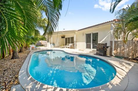 3431 NE 18th Avenue Oakland Park FL 33306
