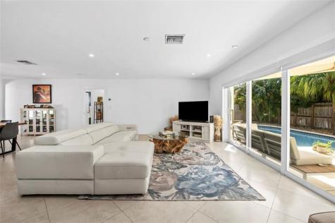 3431 NE 18th Avenue Oakland Park FL 33306