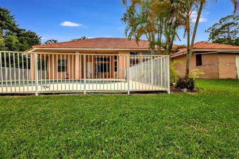 13577 52ND Court West Palm Beach FL 33411