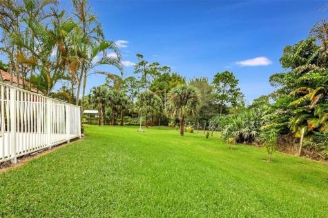 13577 52ND Court West Palm Beach FL 33411