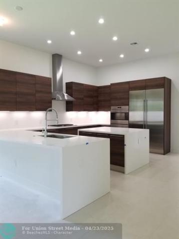 5786 Ashwood Circle Fort Lauderdale FL 33312