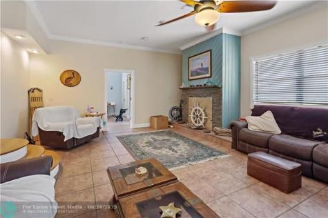 12350 83RD Street Fellsmere FL 32948