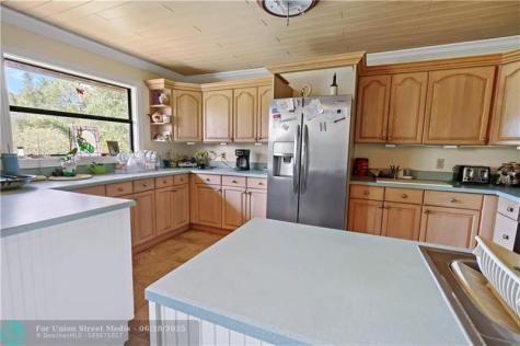 12350 83RD Street Fellsmere FL 32948