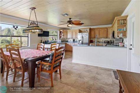 12350 83RD Street Fellsmere FL 32948