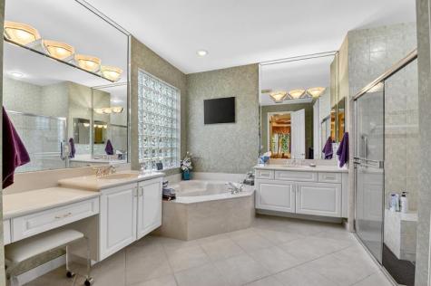 7615 Tarpon Cove Circle Lake Worth FL 33467