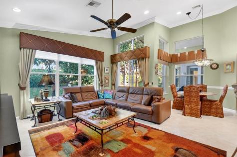 7615 Tarpon Cove Circle Lake Worth FL 33467