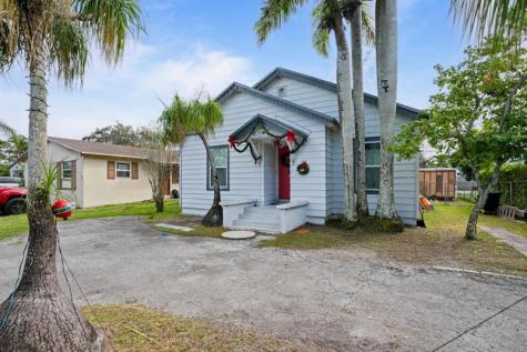 708 NW 15th Street Homestead FL 33030